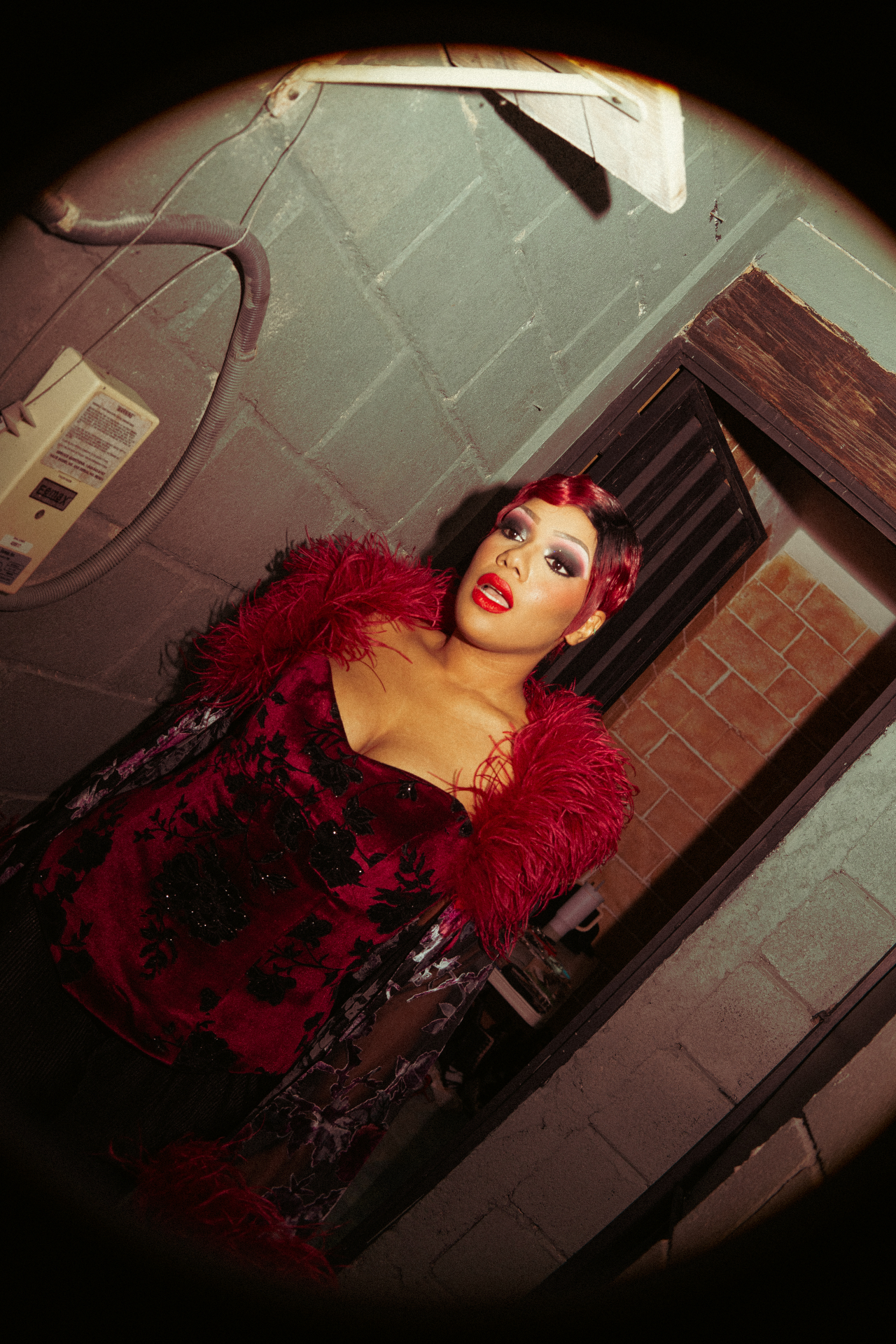 LAURA CADETTE ES 
"Matron 'Mama' Morton"